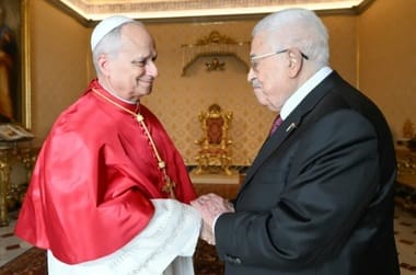 leon-mahmoud-abbas-afpjpg - Știri de azi Știri de azi | Mahmoud Abbas, primit pentru prima oară de către Papa Leon al XIV-lea - Știri de azi |
