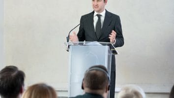 Știri de azi | Preşedintele ICR răspunde acuzaţiilor lui Mihail Neamţu: „E firesc ca într-o perioadă de final de mandat să existe şi interpretări, dar toate datele invocate în această scrisoare sunt publice” - Știri de azi | 