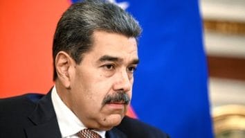 Știri de azi | Washington Post: Venezuela solicită ajutor Rusiei şi Chinei pentru a-şi consolida apărarea în faţa unui atac din partea SUA. Preşedintele Maduro a cerut rachete, radare şi modernizarea avioanelor - Știri de azi | 
