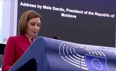 Știri de azi | Maia Sandu se duce marţi în vizită oficială la Bruxelles, unde va fi prezentat raportul cu privire la progresele din ultimul an făcute de Republica Moldova în vederea aderării. Deşi documentul e pozitiv, negocierile sunt împiedicate de Ungaria - Știri de azi | 