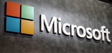 Știri de azi | Microsoft a semnat un acord de 9,7 miliarde de dolari cu operatorul de centre de date IREN, pentru extinderea capacităţilor cloud destinate inteligenţei artificiale - Știri de azi | 