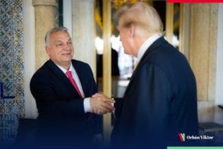 orban-cu-trump-xjpg - Știri de azi Știri de azi | Viktor Orban este primit vineri la Casa Albă. Premierul Ungariei va încerca să profite de relaţia personală cu Donald Trump pentru a obţine derogări de la sancţiunile impuse Rusiei de SUA - Știri de azi |