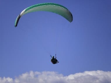 parapantajpg - Știri de azi Știri de azi | Alba: Bărbat căzut cu parapanta în zona localităţii Rimetea - Știri de azi |