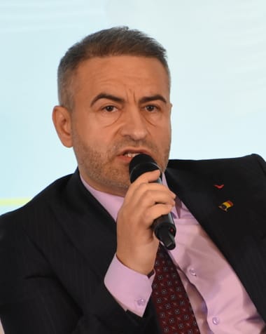 Știri de azi | Secretar de stat în Ministerul Energiei: Cu capacităţile de producţie pe care le avem la ora actuală şi cu strategia impusă de noi, putem să trecem peste perioada de iarnă. Legat de stocurile de resurse energetice, stăm destul de bine - Știri de azi | 