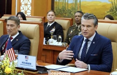 Știri de azi | Şeful Pentagonului vizitează Coreea de Sud pentru discuţii despre trupele americane din regiune, în timp ce Seulul planifică cea mai mare creştere a bugetului apărării din ultimii ani - Știri de azi | 