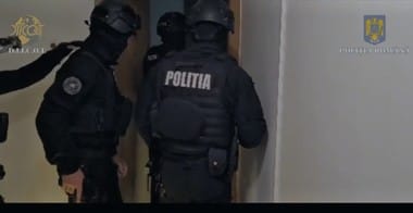 pozajpg - Știri de azi Știri de azi | UPDATE – Amplă operaţiune la nivel naţional a poliţiştilor şi procurorilor – JUPITER 4 – 78 de percheziţii în mai multe judeţe / Unul dintre dosare îi vizează pe fraţii Micula şi firme apropiate acestora - Știri de azi |