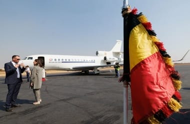Știri de azi | Un avion oficial belgian, nevoit să aterizeze de urgenţă în Antile, în urma unei serii de probleme tehnice - Știri de azi | 