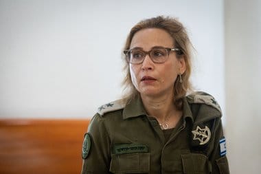 procuror-militar-israel-toijpg - Știri de azi Știri de azi | Fosta şefă a departamentului juridic al armatei israeliene a fost arestată pentru că a divulgat un videoclip care arată violenţe ale soldaţilor împotriva deţinuţilor palestinieni - Știri de azi |
