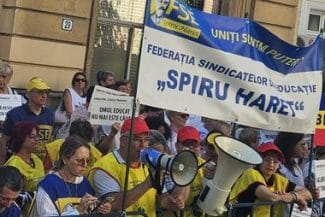 Știri de azi | Ministrul Educaţiei: Aştept de la profesorii nemulţumiţi, cei care doresc să protesteze, să protesteze un pic într-un alt mod şi cu alte conţinuturi, fiindcă societatea se uită la noi - Știri de azi | 
