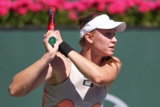 Știri de azi | Turneul Campioanelor: Rîbakina a învins-o pe Swiatek şi este în semifinale / Anisimova a dispus de Keys - Știri de azi | 