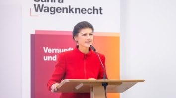 Știri de azi | Icoana extremei stângi din Germania demisionează din funcţia de lider al partidului populist pe care l-a fondat. Sahra Wagenknecht spune că va continua să deţină un rol activ de conducere în partidul care îi poartă numele - Știri de azi | 