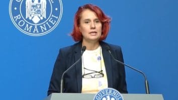 Știri de azi | Ioana Dogioiu: Când, dacă se va stabili o nouă dată pentru prezenţa premierului în Parlament, rămâne de văzut şi de stabilit în continuare. Vă vom comunica - Știri de azi | 