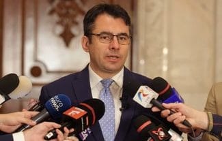 screenshot-2025-10-20-140128jpg - Știri de azi Știri de azi | Ştefan Pălărie (USR): Astăzi, la Plenul Senatului, va fi anunţată trecerea tacită a iniţiativei legislative cu 300 de parlamentari. Trece în camera decizională şi probabil că va fi vârâtă într-un sertar, peste care se va aşeza praful - Știri de azi |