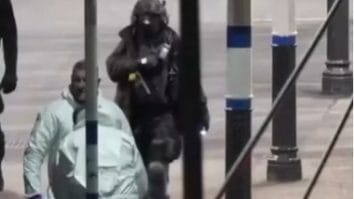 Știri de azi | Suspect acuzat de tentativă de omor, în urma atacului cu cuţitul într-un tren din Marea Britanie - Știri de azi | 