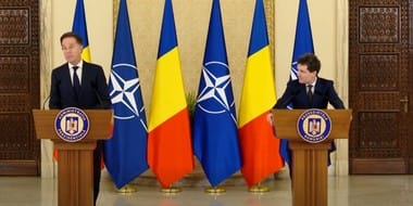 Știri de azi | UPDATE – Nicuşor Dan: Ţara noastră are aliaţi şi este protejată corespunzător/ România va continua să investească în consolidarea capabilităţilor militare/ Rutte: Dacă va fi atacată, sunt alte 31 de naţiuni care vor veni să salveze România – VIDEO - Știri de azi | 