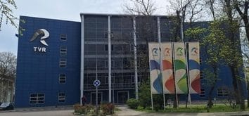 Știri de azi | Vot în Senat: SRTV şi SRR vor aloca 1% din timpul de emisie unor emisiuni cu scop informativ şi educativ, dedicate siguranţei rutiere, protecţiei împotriva fraudelor sau a înşelătoriei, informării din surse sigure, protecţiei civile - Știri de azi | 