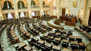 Știri de azi | Senatul a adoptat proiectul care completează sistemul de restricţii pre- şi post-angajare în funcţii sau demnităţi publice - Știri de azi | 