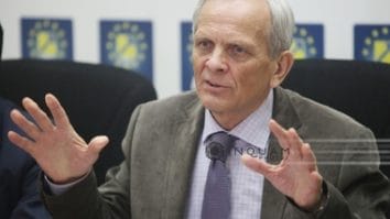 Știri de azi | Theodor Stolojan: Bolojan nu poate fi jucat pe degete. Rămâne premier până în 2027 / Niciun partid nu vrea să rupă coaliţia, pe fond. Nici PSD-ul nu îşi doreşte acest lucru - Știri de azi | 