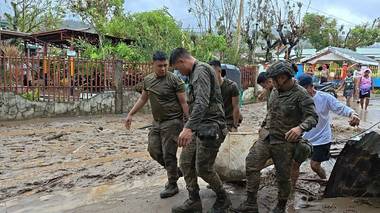 taifun-filipinejpg - Știri de azi Știri de azi | Peste 90 de morţi în Filipine, în urma trecerii taifunului Kalmaegi. Oraşe întregi sunt inundate, autorităţile vorbesc despre o situaţie fără precedent într-o ţară obişnuită cu dezastrele – VIDEO - Știri de azi |