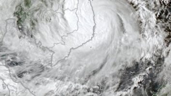 Știri de azi | Taifunul Kalmaegi se îndreaptă spre Vietnam după ce a provocat peste 140 de morţi în Filipine - Știri de azi | 