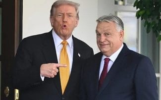 Știri de azi | Trump anunţă că se gândeşte, în timpul unei vizite a lui Orban la Casa Albă, să acorde o derogare Ungariei de la sancţiunile impuse de către SUA hidrocarburilor ruseşti - Știri de azi | 