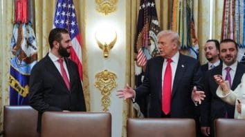 Știri de azi | Trump promite să facă tot ce poate pentru a ajuta Siria, după discuţii istorice la Casa Albă cu liderul al-Sharaa. Preşedintele SUA îl numeşte pe fostul comandant al-Qaida „un lider puternic” - Știri de azi | 