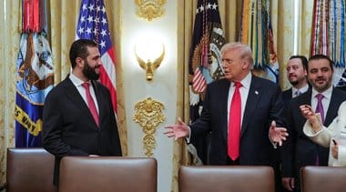 Știri de azi | Trump promite să facă tot ce poate pentru a ajuta Siria, după discuţii istorice la Casa Albă cu liderul al-Sharaa. Preşedintele SUA îl numeşte pe fostul comandant al-Qaida „un lider puternic” - Știri de azi | 