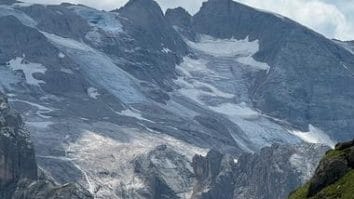 Știri de azi | Italia – Cinci alpinişti germani, dintre care unul în vârstă de 17 ani, au murit într-o avalanşă - Știri de azi | 