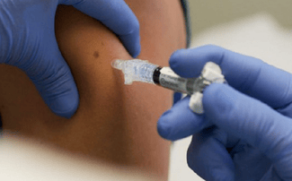 vaccinare-twpng - Știri de azi Știri de azi | Raluca Turcan: Au beneficiat de vaccin anti-HPV peste 4.000 de tineri, până în luna septembrie / Modificarea legislativă care a lărgit segmentul de vârstă cuprins în gratuitate aduce un licăr de speranţă / Curentul antivaccinist trebuie combătut - Știri de azi |
