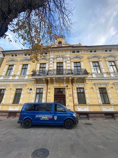 Știri de azi | JUPITER 4 – Fraţii Micula vizaţi / Ar fi transferat ilicit active, în valoare de 163 milioane lei, către firme din sfera de control pentru a împiedica statul să recupereze ajutor de stat acordat ilegal / Anunţul oficial al procurorilor – FOTO / VIDEO - Știri de azi | 